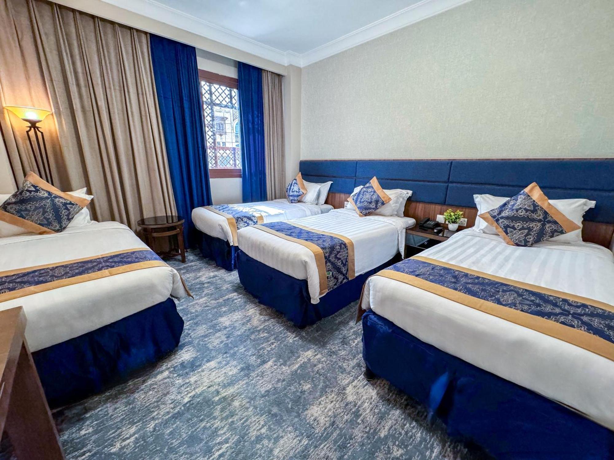 Rabwat Al Safwah Golden Hotel Medína Exteriér fotografie