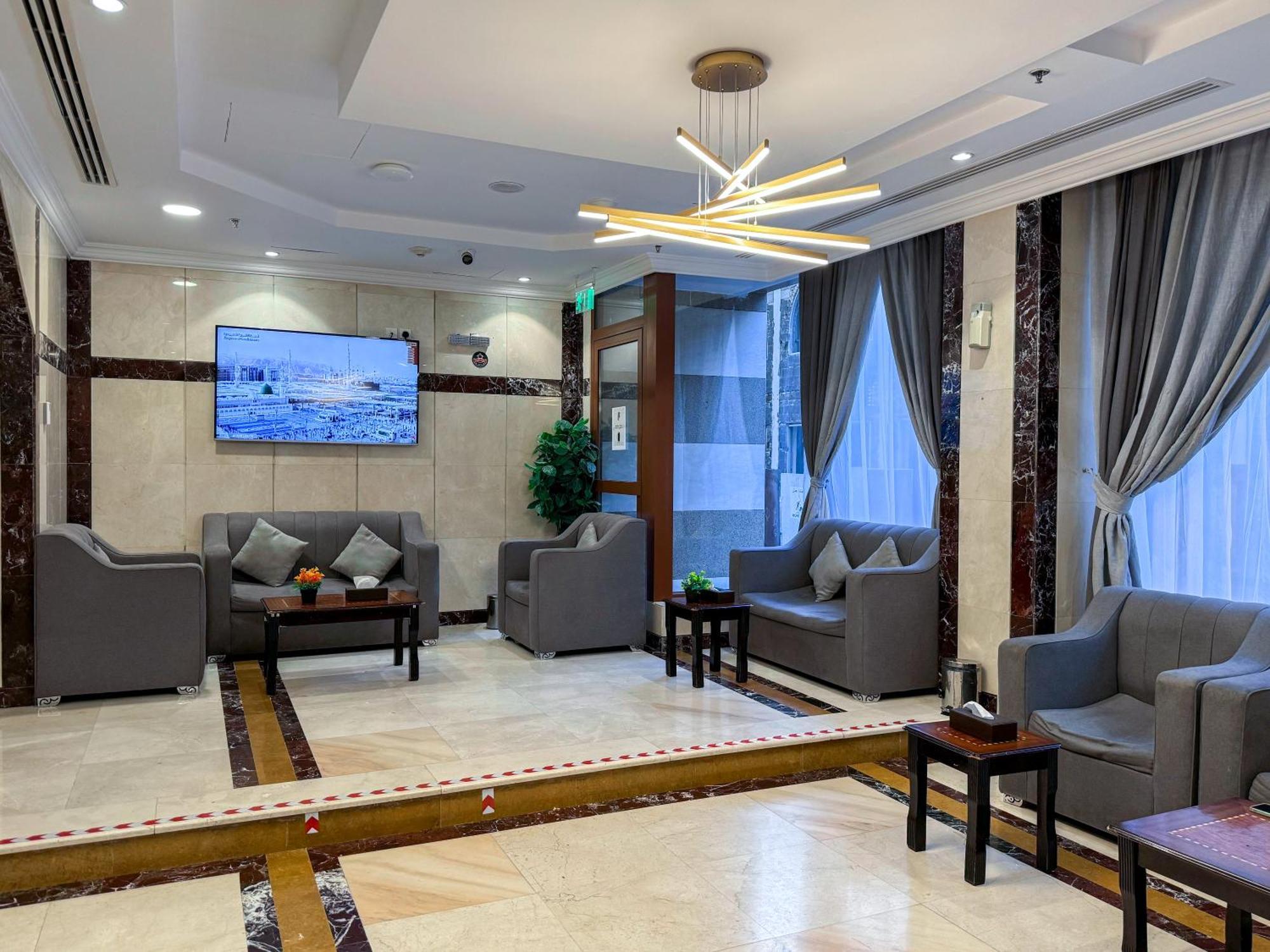 Rabwat Al Safwah Golden Hotel Medína Exteriér fotografie