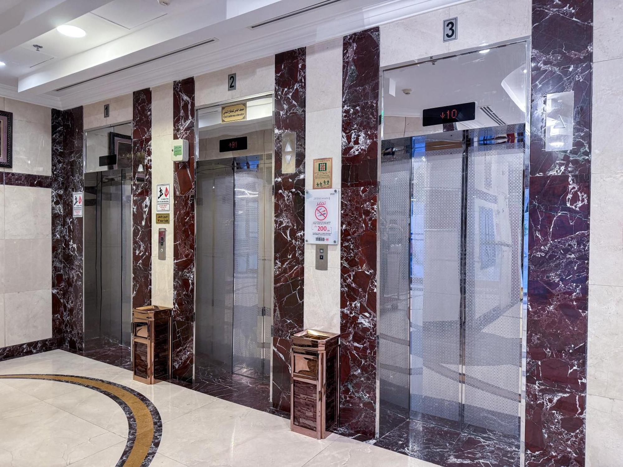 Rabwat Al Safwah Golden Hotel Medína Exteriér fotografie
